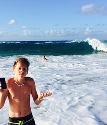 Hot Idols: Jacob Bertrand 5d94c85396127.jpg