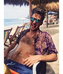 Hot Idols: Devon Werkheiser 5d9568d253c2c.jpg