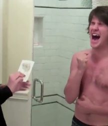 Hot Idols: Devon Werkheiser 5d95692364196.jpg