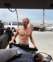 Hot Idols: Thomas Kuc 5d957009ba682.jpg