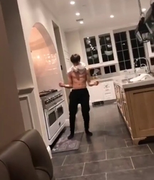 Hot Idols: Asher Angel 5d958b9c21fb4.jpg