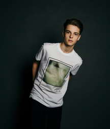 Hot Idols: Corey Fogelmanis 5d96b91448f29.png