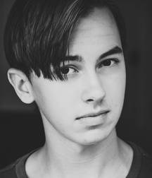 Hot Idols: Hayden Byerly 5d96cb41f1716.jpg