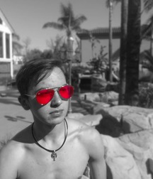 Hot Idols: Hayden Byerly 5d96cb5d4026b.jpg