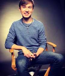 Hot Idols: Hayden Byerly 5d96cb60d177b.jpg
