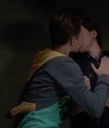 Hot Idols: Hayden Byerly 5d96cb935deae.jpg