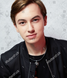 Hot Idols: Hayden Byerly 5d96cbfd82301.png