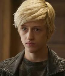 Hot Idols: Percy Hynes-White 5d97672f1b141.jpeg