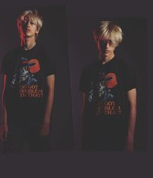 Hot Idols: Percy Hynes-White 5d97674455c71.jpg