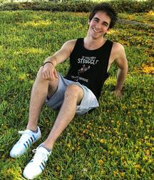 Hot Idols: Zachary Gordon 5d976d4549084.jpg