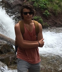 Hot Idols: Pearce Joza 5d97fc32b44b5.jpg