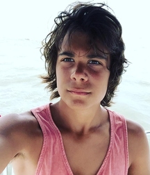 Hot Idols: Pearce Joza