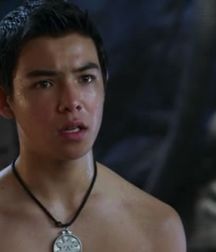 Hot Idols: Ryan Potter 5d98049e23c95.jpg