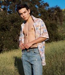 Hot Idols: Ryan Potter 5d9804a77d236.jpg