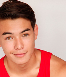 Hot Idols: Ryan Potter 5d9806994fedd.jpg