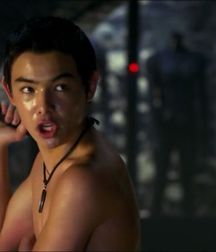 Hot Idols: Ryan Potter 5d9806ad190ed.jpg