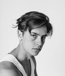 Hot Idols: Cole Sprose 5d981d74566e5.jpg