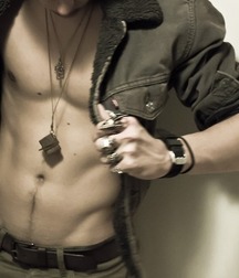 Hot Idols: Cole Sprose 5d981e4c9b423.jpg