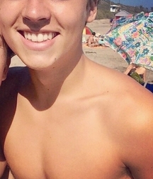 Hot Idols: Cole Sprose 5d981e4fdea80.jpg