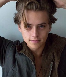 Hot Idols: Cole Sprose 5d981e55012a9.jpg
