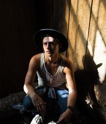 Hot Idols: Cole Sprose 5d981e6f6d146.jpg