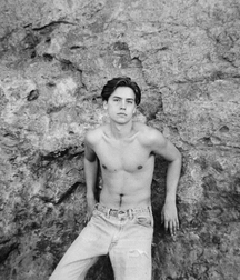 Hot Idols: Cole Sprose 5d981e7f9cd57.jpg