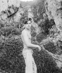 Hot Idols: Cole Sprose 5d981e8454b58.jpg