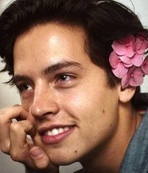 Hot Idols: Cole Sprose 5d981e98309ef.jpg