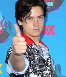 Hot Idols: Cole Sprose 5d9820212003f.jpg