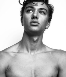 Hot Idols: Gavin Casalegno 5d98c5f64e6a3.jpg