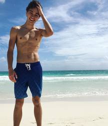 Hot Idols: Gavin Casalegno 5d98c616cfaf6.jpg