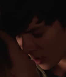 Hot Idols: Asa Butterfield 5d993b0e10627.jpg