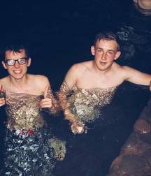 Hot Idols: Asa Butterfield 5d993b2ae8224.jpg