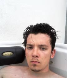 Hot Idols: Asa Butterfield 5d993b40479c9.jpg
