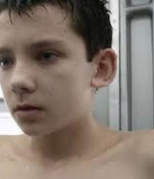 Hot Idols: Asa Butterfield 5d993b9723169.jpg