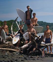 Hot Idols: Skyler Gisondo 5d9a939809ca5.jpg