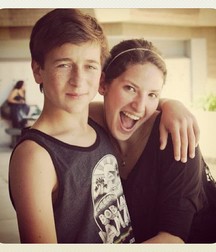 Hot Idols: Skyler Gisondo 5d9a93bdb1615.jpg