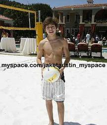 Hot Idols: Jake T. Austin 5d9aa785d6af2.jpg