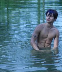 Hot Idols: Jake T. Austin 5d9aa7dec3849.jpg