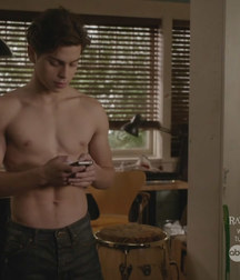 Hot Idols: Jake T. Austin 5d9aa7e07e0e6.jpg