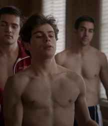 Hot Idols: Jake T. Austin 5d9aa7f185951.jpg