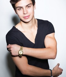 Hot Idols: Jake T. Austin 5d9aa81f7af4c.jpg