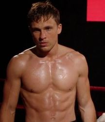 Hot Idols: William Moseley 5da3ebfc18c94.jpg
