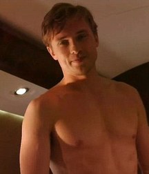 Hot Idols: William Moseley 5da3ec0a3832c.jpg
