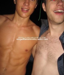 Hot Idols: William Moseley 5da3ec6143489.jpg
