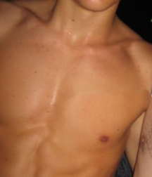 Hot Idols: William Moseley 5da3ec697bac6.jpg