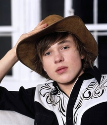 Hot Idols: William Moseley 5da3ec7100214.jpg