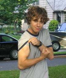 Hot Idols: Jeremy Sumpter 5da5c6abf32dd.jpg