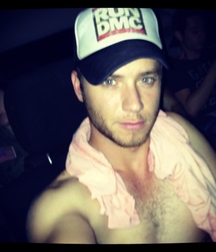 Hot Idols: Jeremy Sumpter 5da5c6ba5758a.jpg