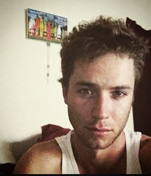 Hot Idols: Jeremy Sumpter 5da5c6cdd0eba.jpg